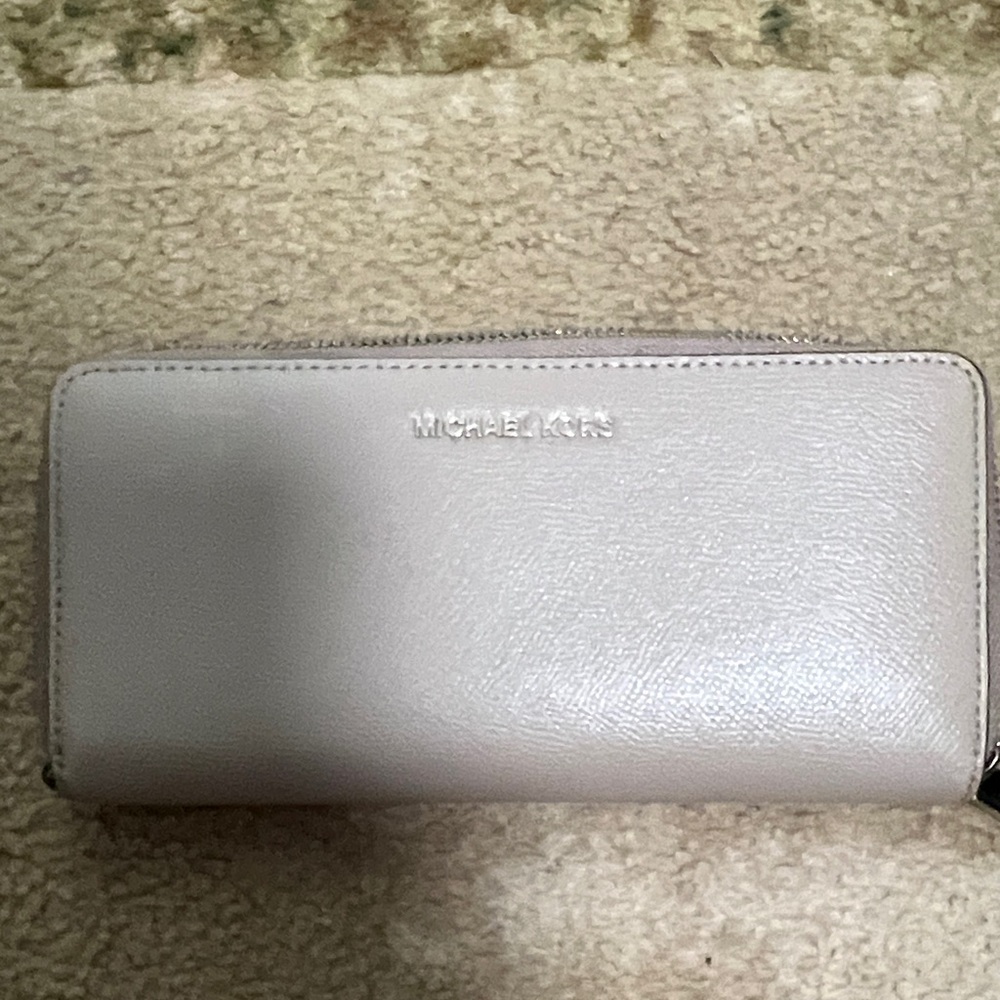 Michael Kors Light Gray Leather Zip Wallet with Silver Logo